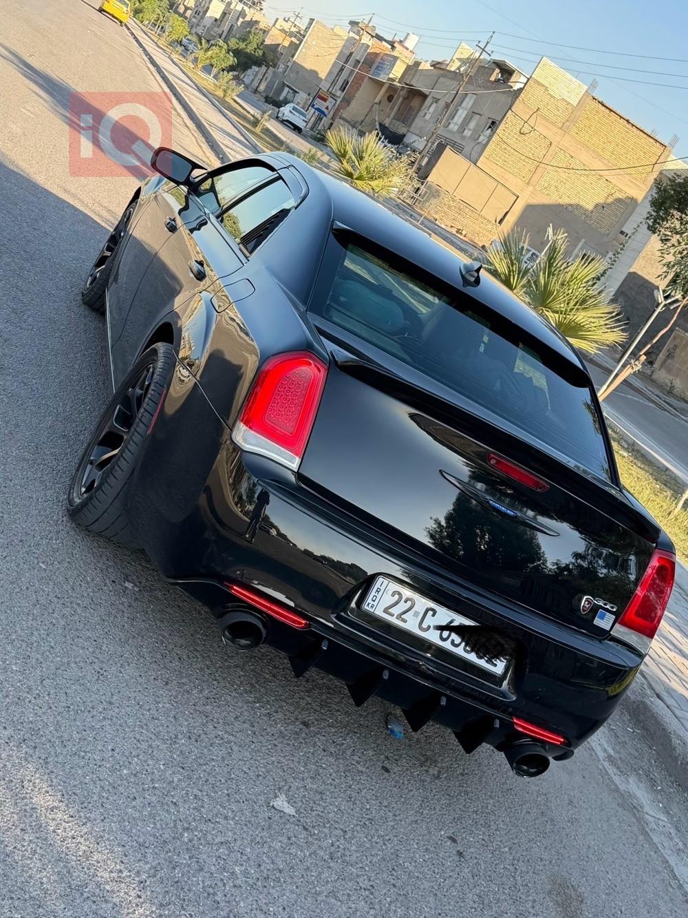 کرایسلەر 300